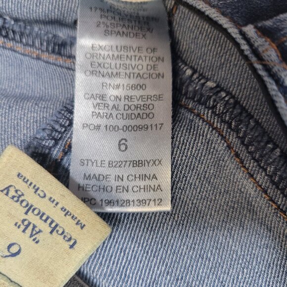 Democracy Ab Technology Women's Size 6 Jeans Raw Hem - Picture 8 of 8